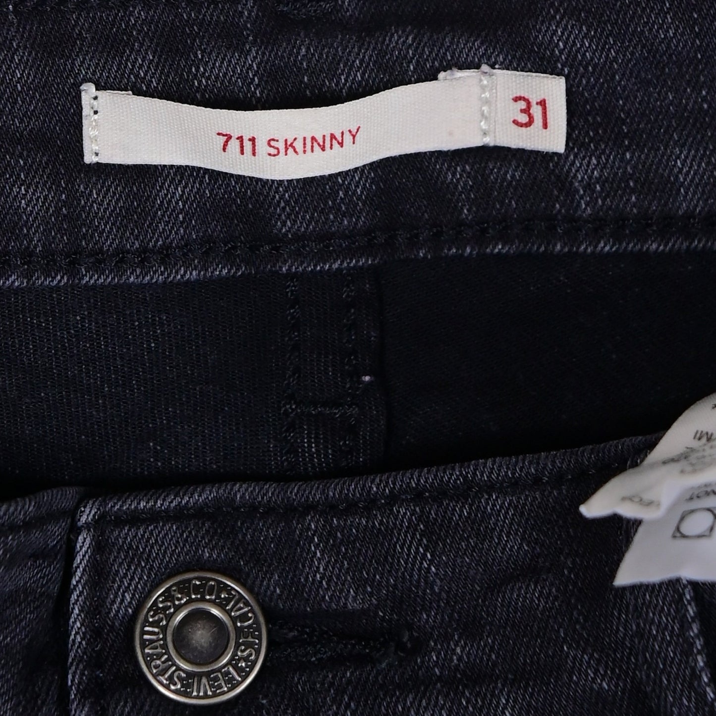 Women's Skinny Fit Jeans