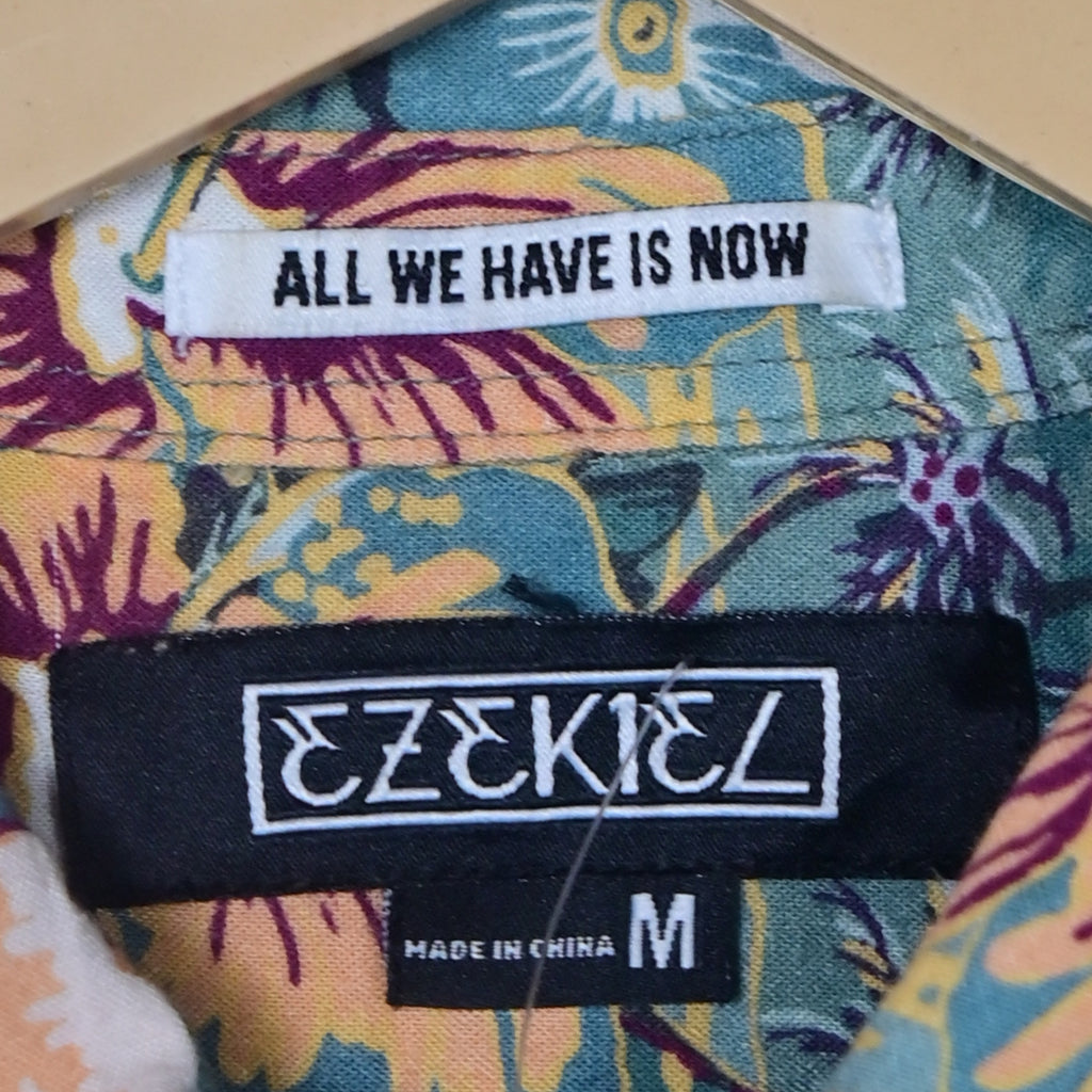 Men's Half Sleeves Shirt