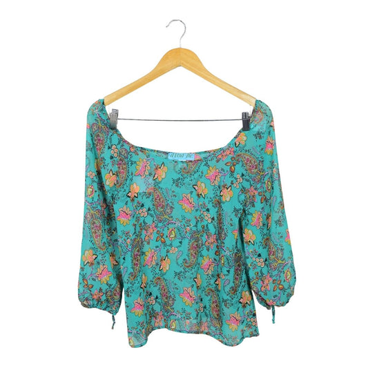 Women's Top