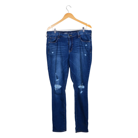 Women's Damaged Jeans
